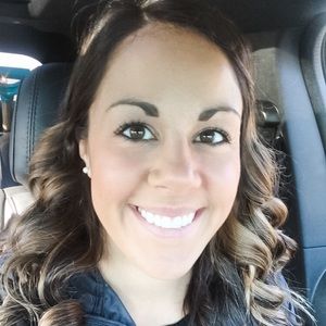 Meet your Posher, Lacey